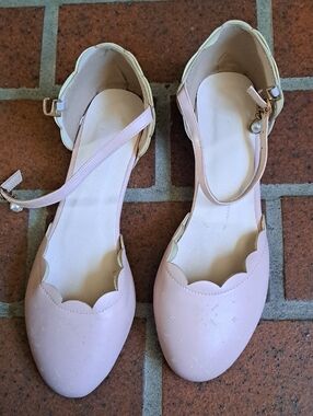 Source Unknown Pink Scalloped Ankle-Strap Flats
